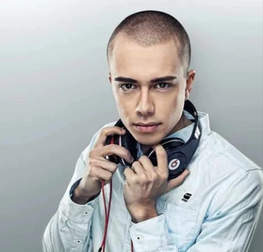 Headhunterz boeken