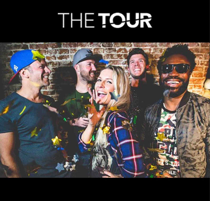 The Tour boeken