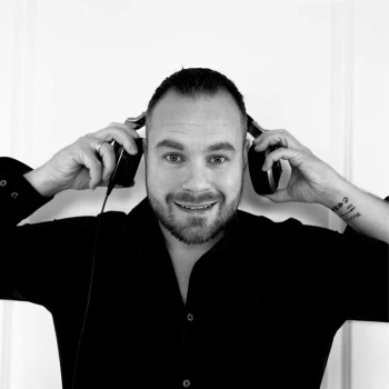 DJ Guus